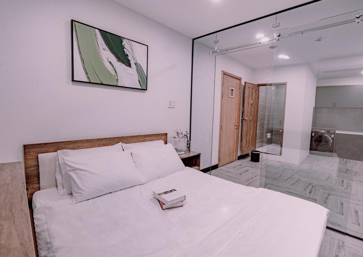 Mint Hotel Bui Vien Q1 Хошимин Экстерьер фото