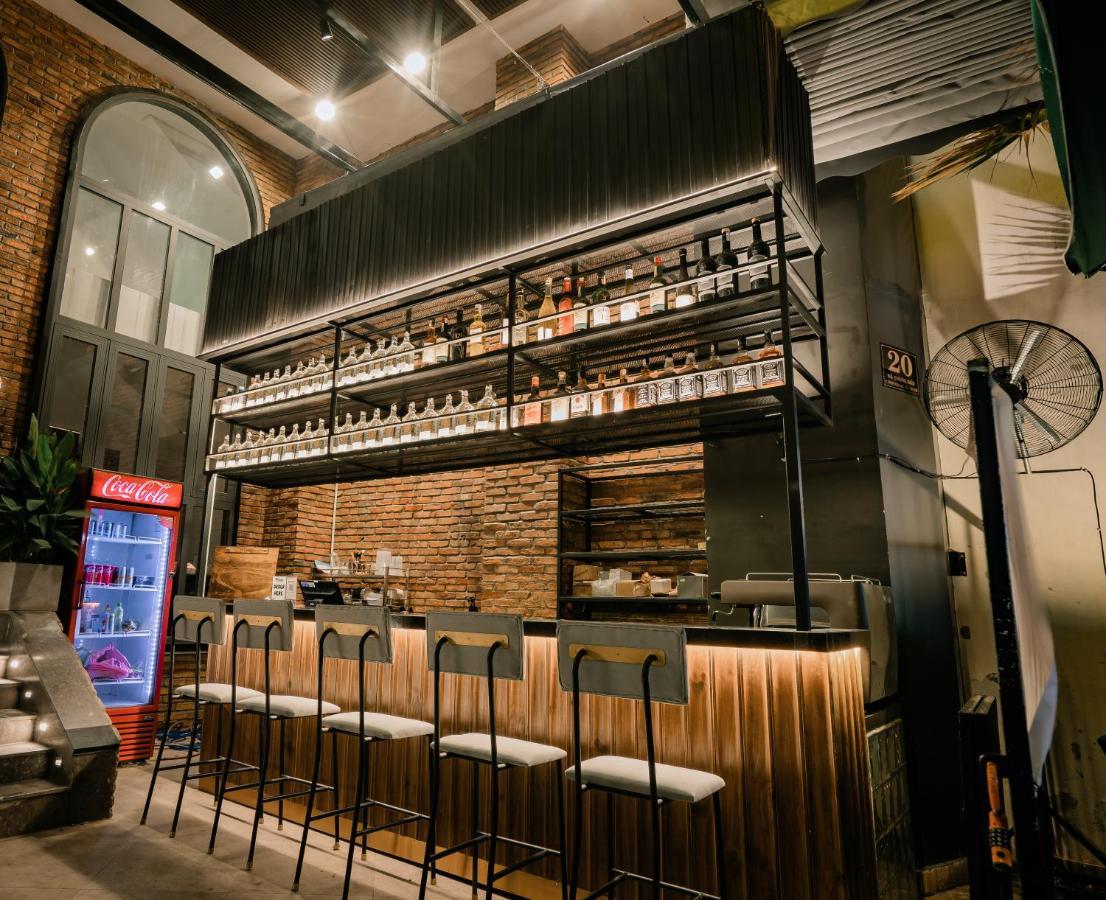 Mint Hotel Bui Vien Q1 Хошимин Экстерьер фото