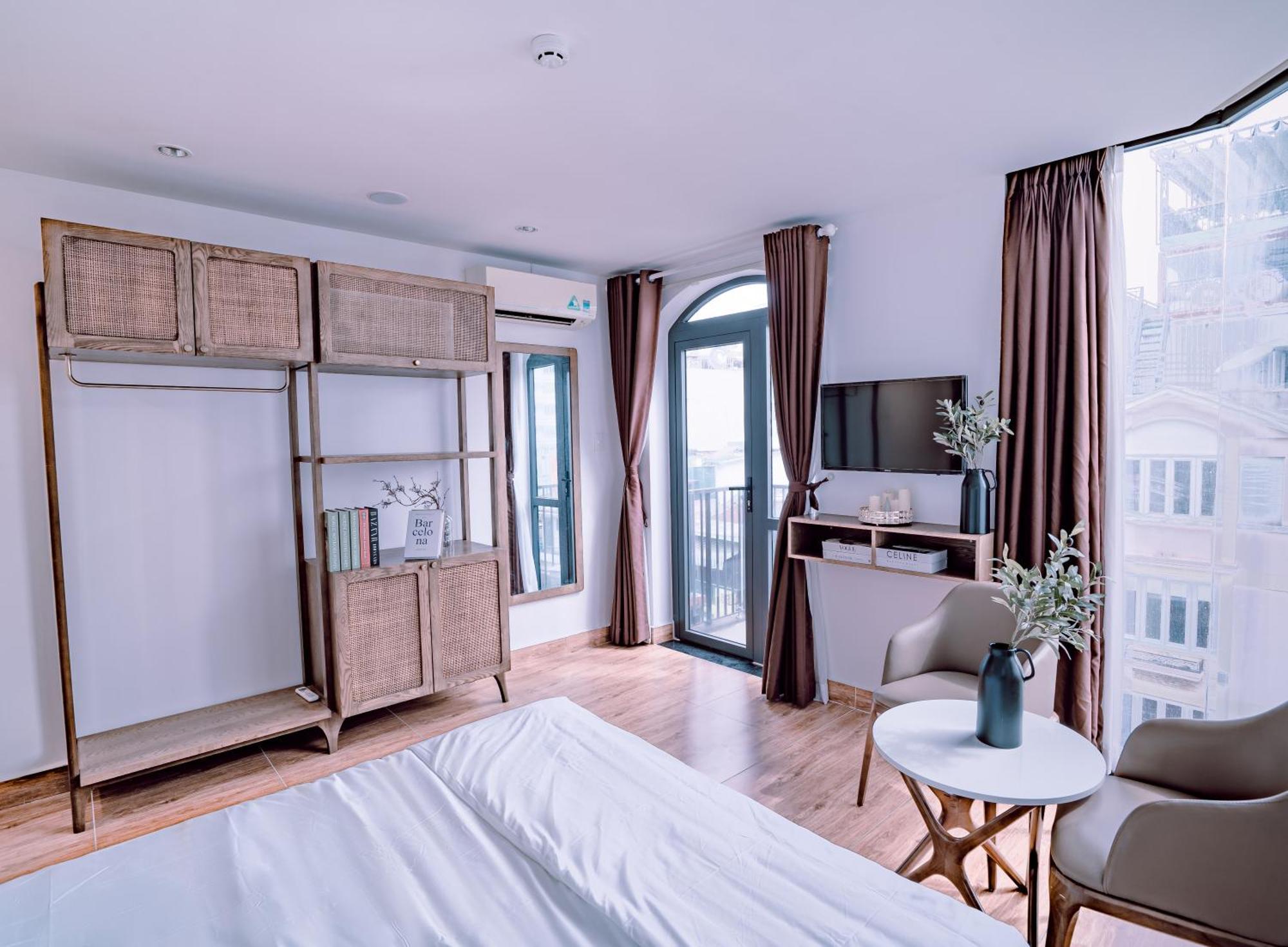 Mint Hotel Bui Vien Q1 Хошимин Экстерьер фото